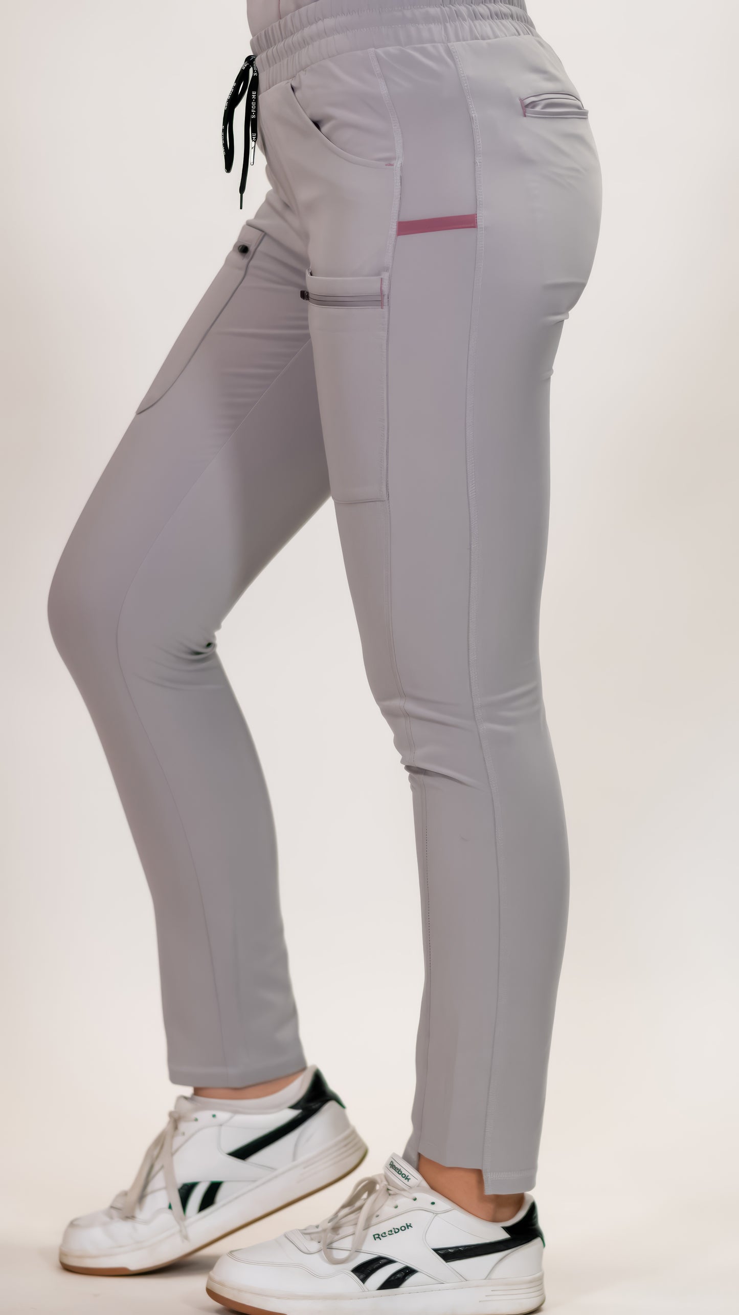 Pantalón Quirúrgico Gris Perla Mujer, Scrubs Antifluido Est. 300