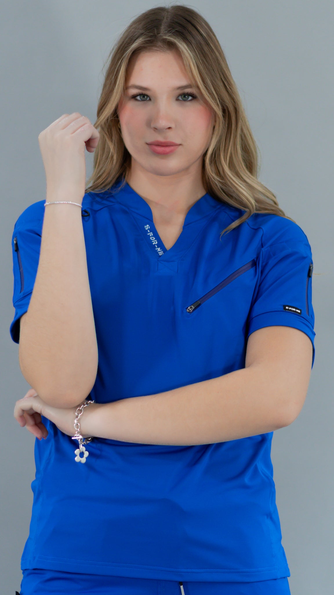 Filipina Unisex Quirúrgica Super Stretch Azul Rey Mujer, Scrubs 905